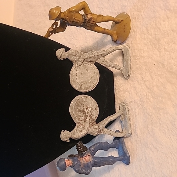 Vintage old toy soldiers figures - Picture 2 of 9